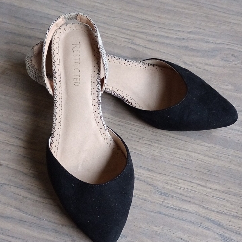 Restricted‎ Black Flats with Suede-Like Finish